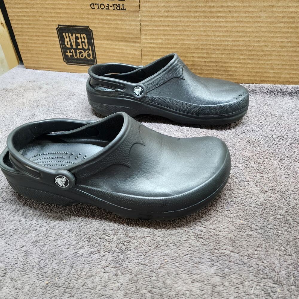 Vintage 2002 Crocs black solid toe sandals shoes women size 11 Men size 9 b51